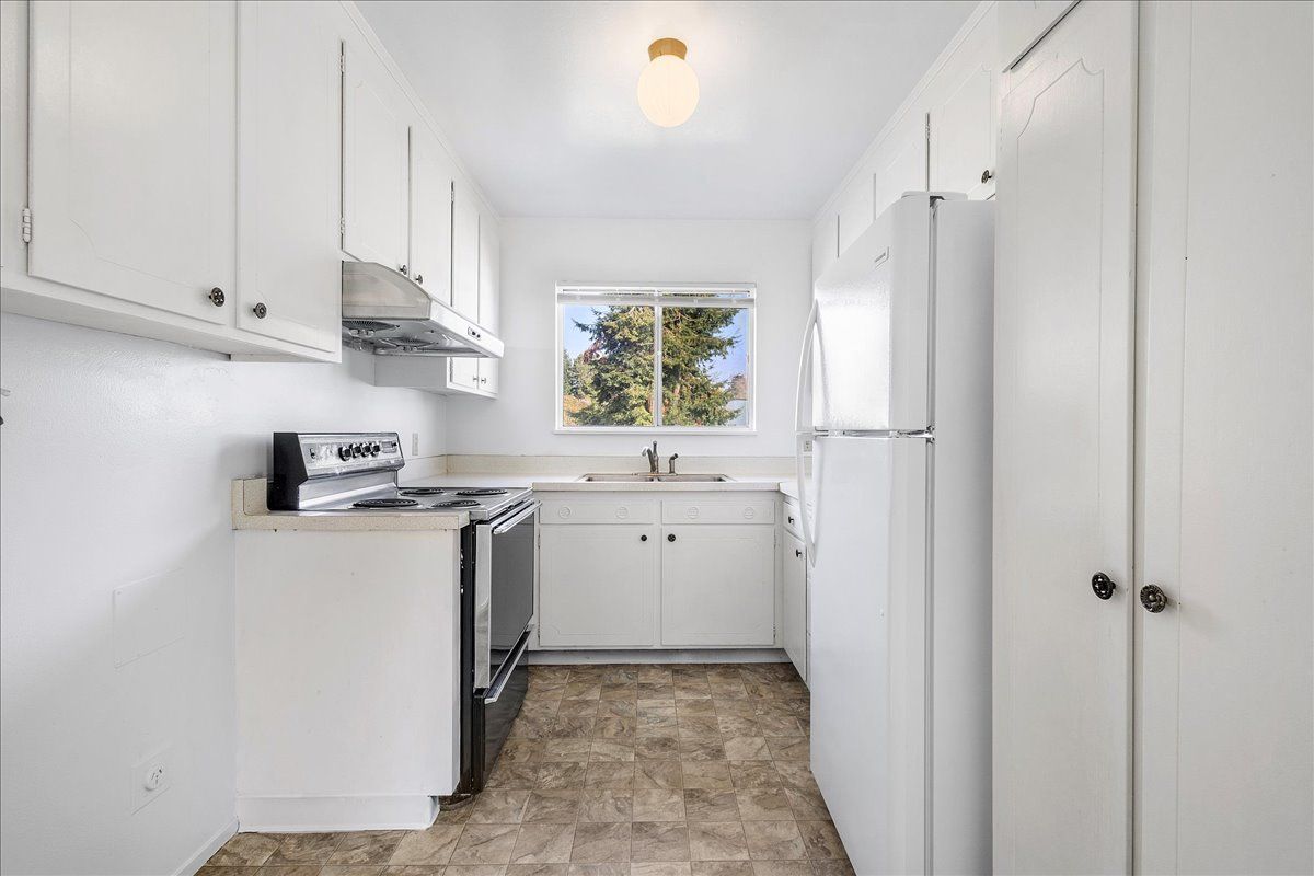 1105 Park Ave #C 