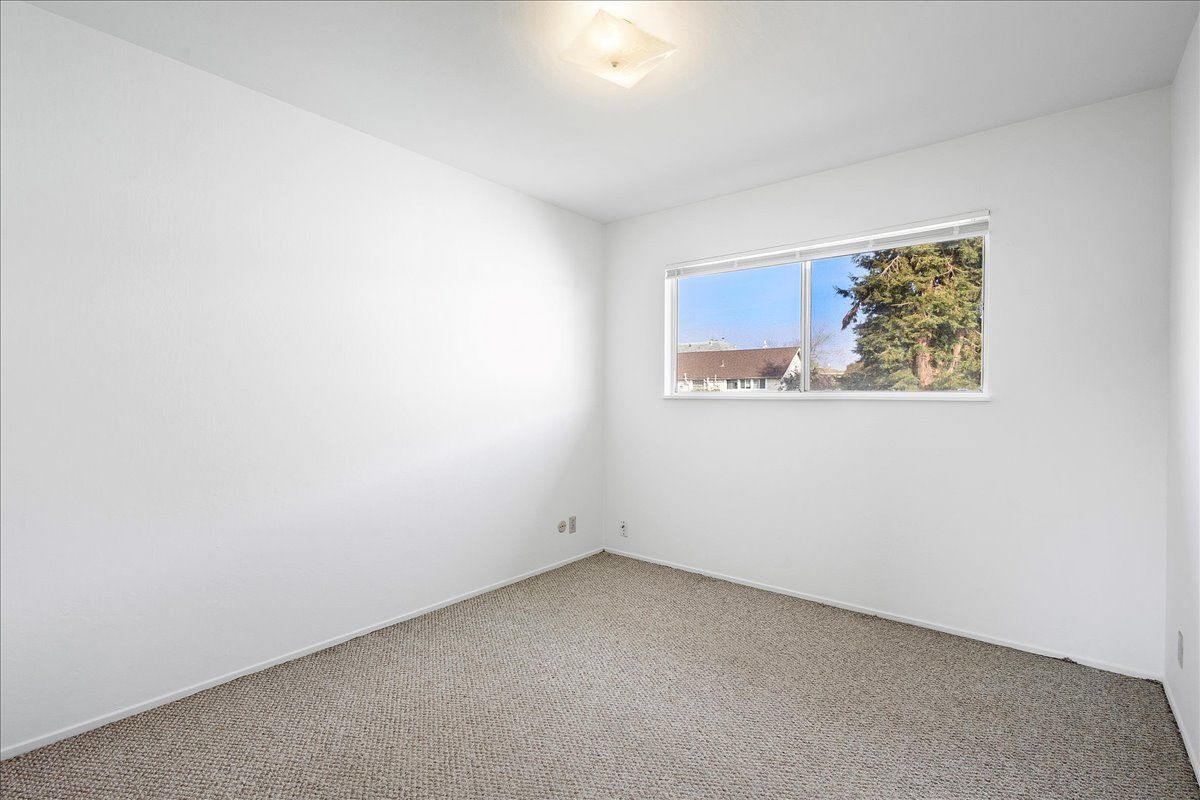 1105 Park Ave #C 