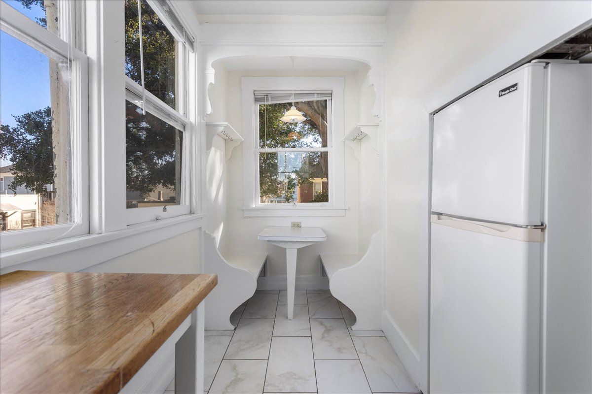 918 Lafayette St. #4
