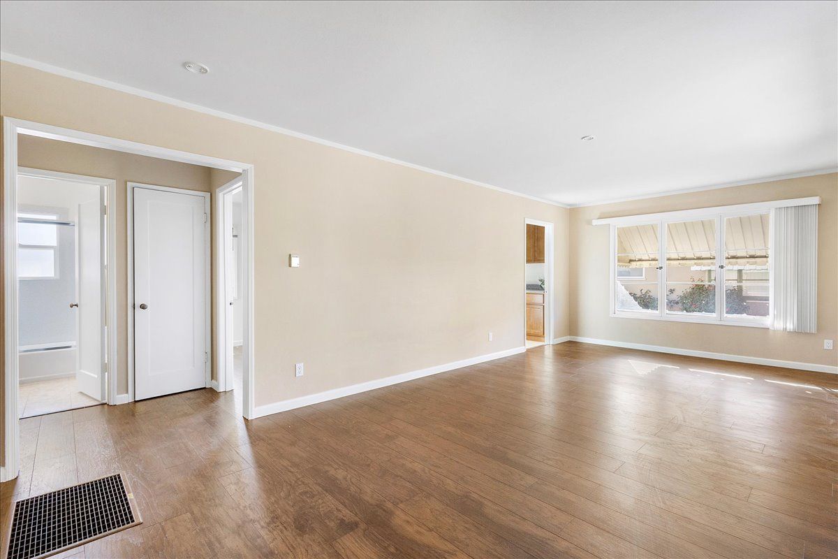 4120 Walnut St. #D