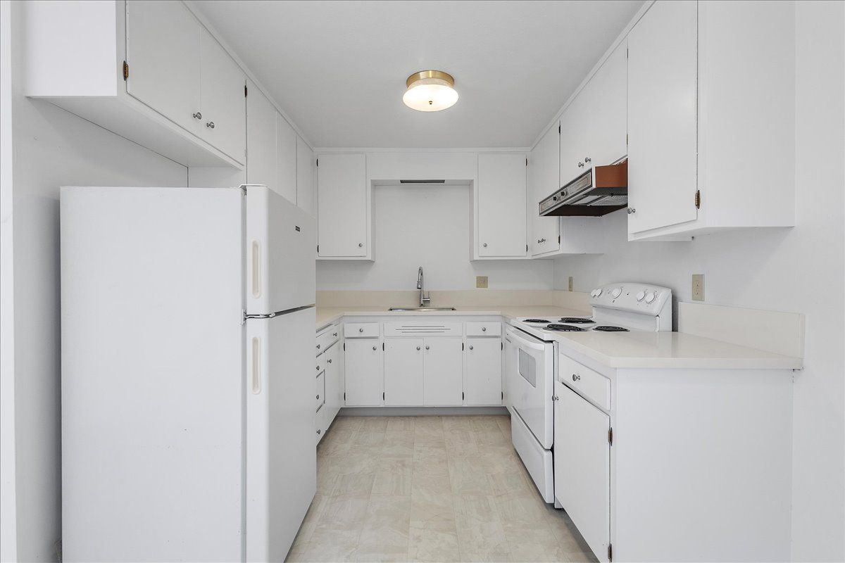 1807 Lincoln Ave #C