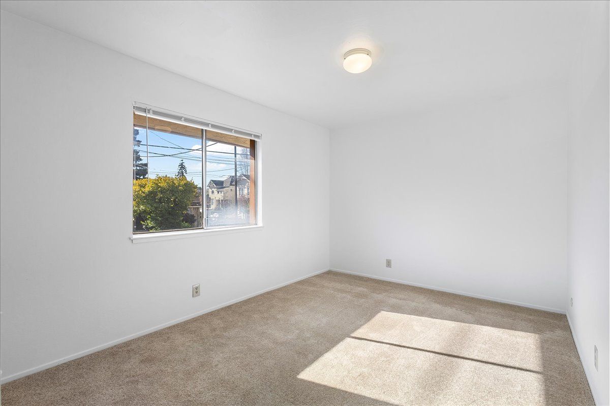 1807 Lincoln Ave #C
