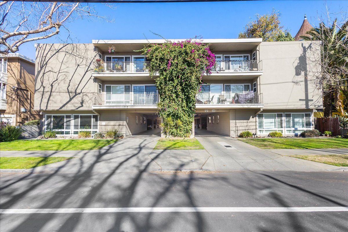 1715 Central Ave #18