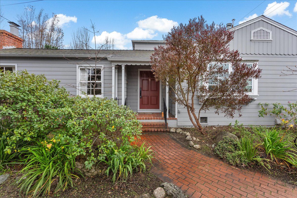 2800 Santa Clara Ave 