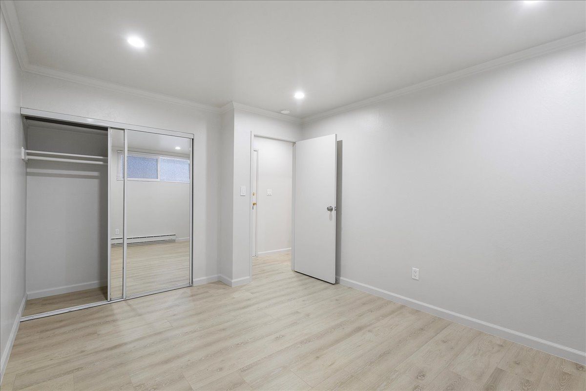145 17th St. #105
