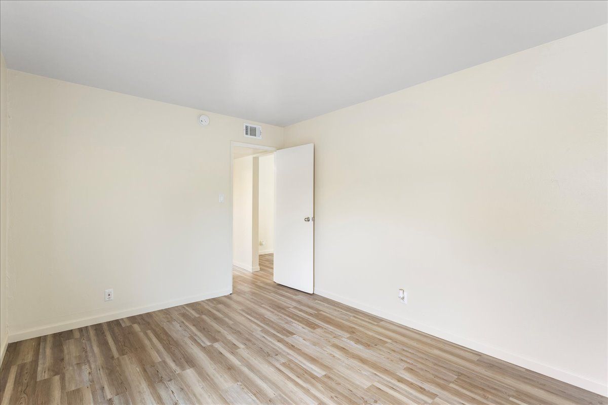 1715 Central Ave #23