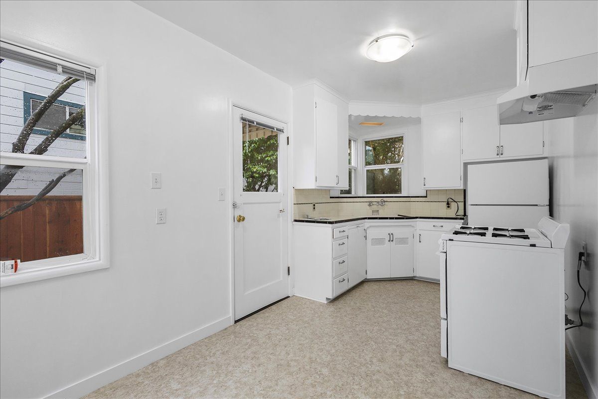 1506 Union St.