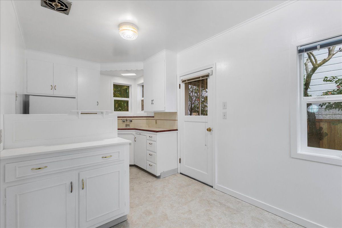 1504 Union St.