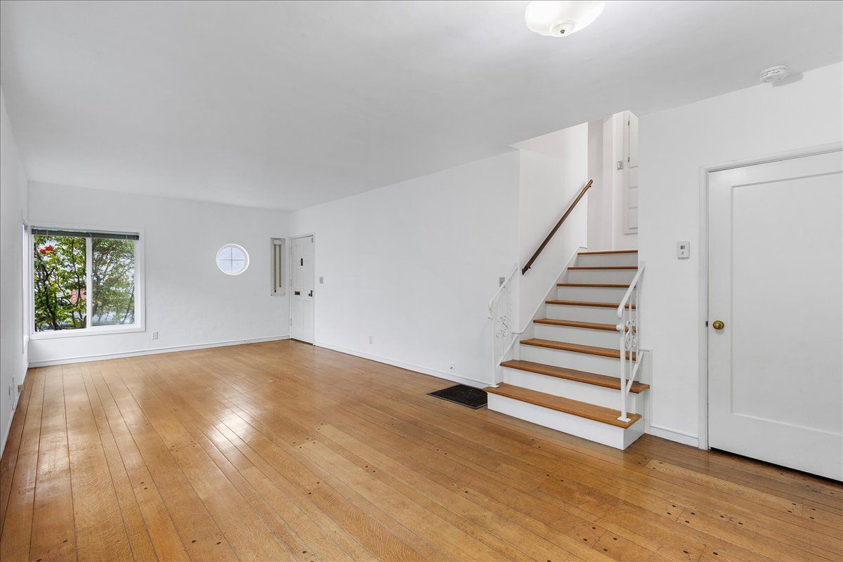 1504 Union St.