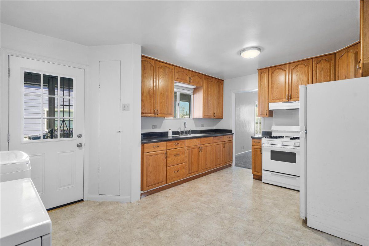 440 Juana Ave #B 