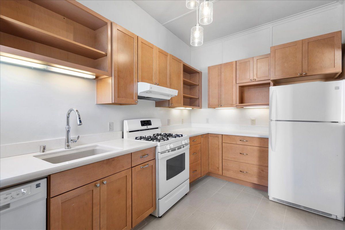 1818 3rd St.