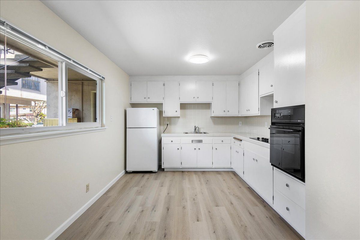 2618 Central Ave #B