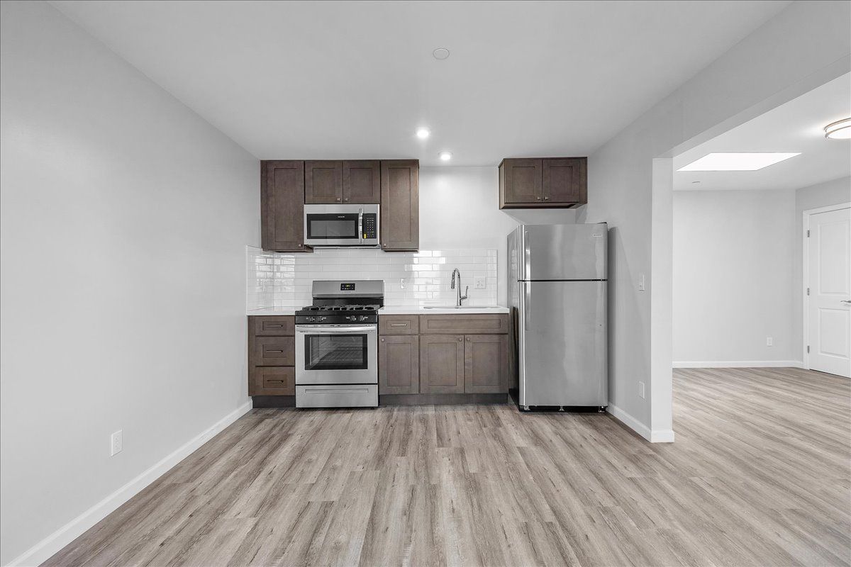 1203 Park St. #5 