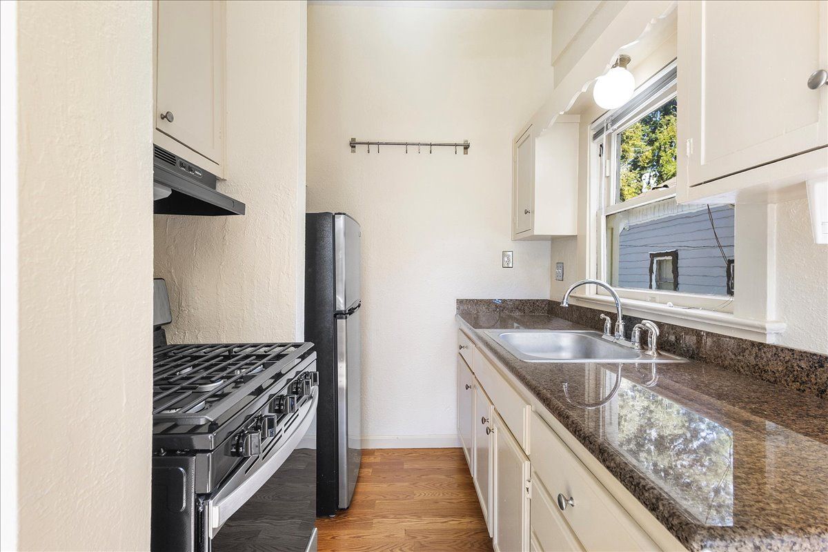 2241 San Jose Ave #D 