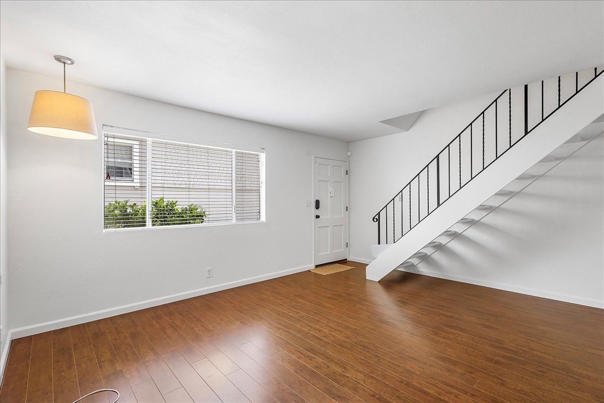 1545  Verdi St #C