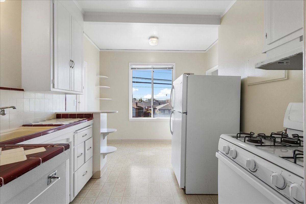 221 Pacific Ave #3 