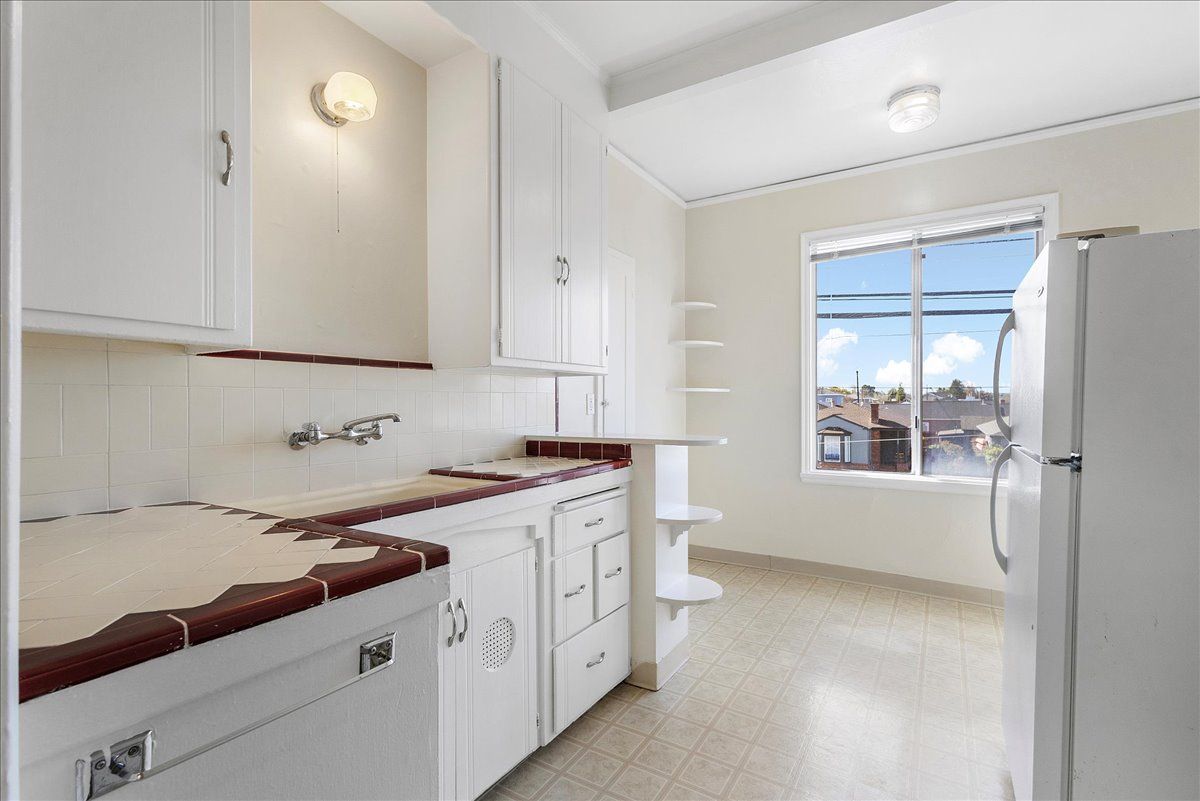 221 Pacific Ave #3 