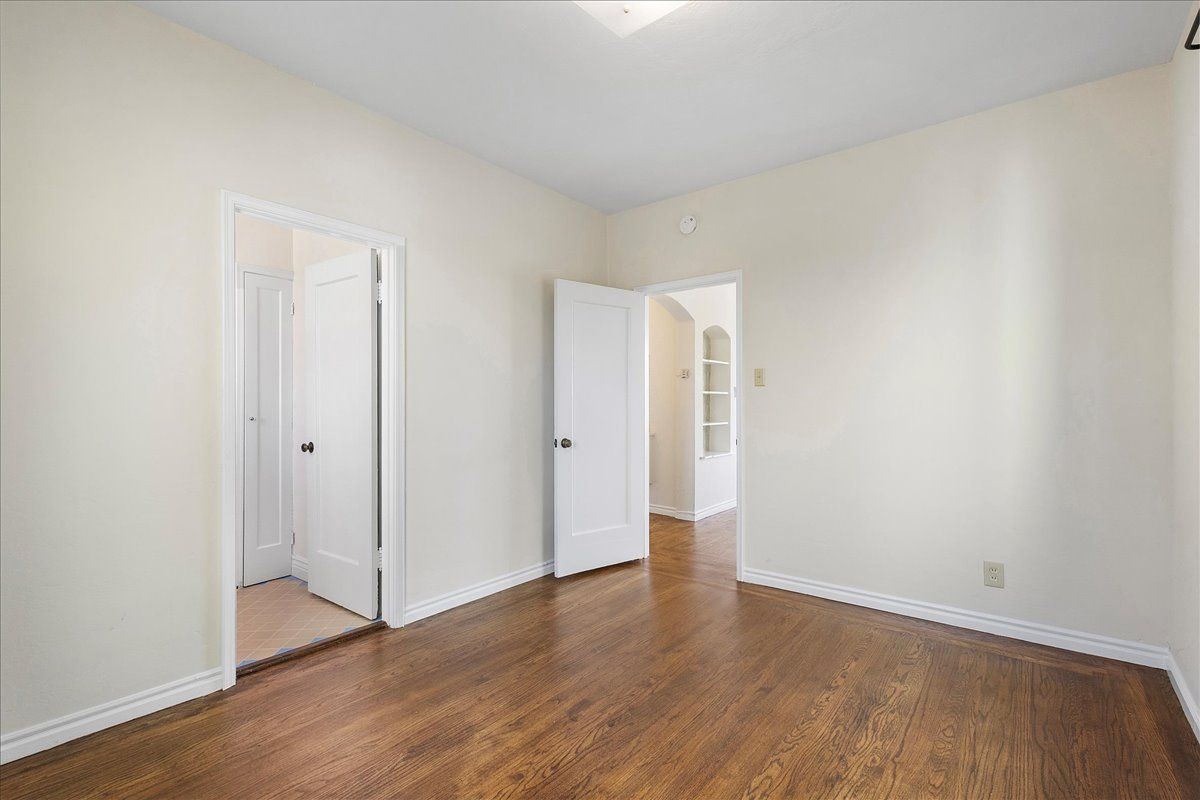 221 Pacific Ave #3 