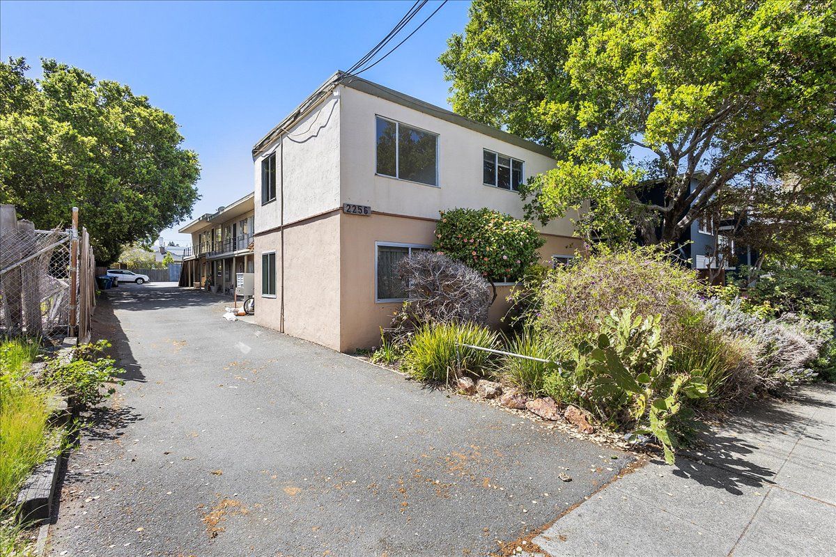 2256 Pacific Ave #G