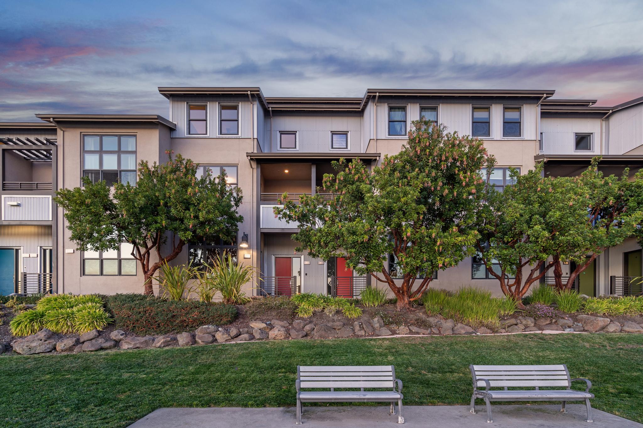 2875 Regatta Drive 