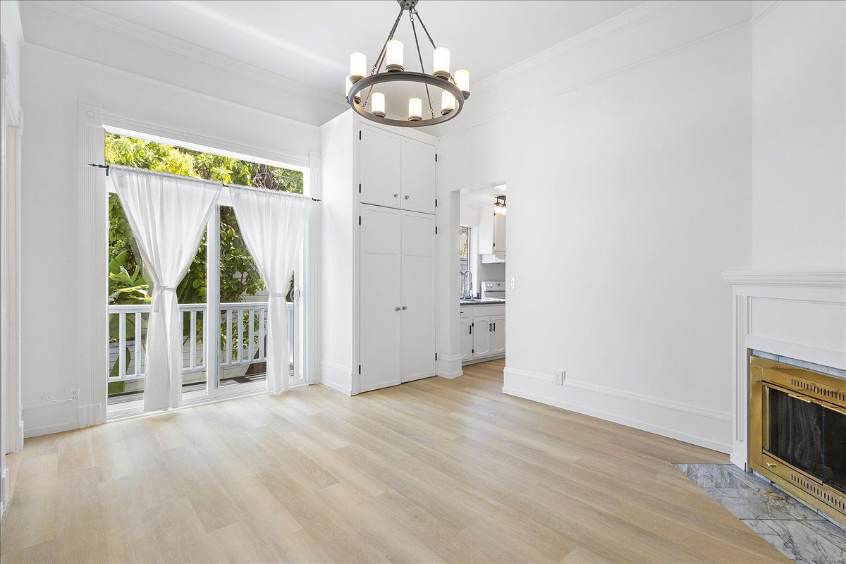 2257 Central Ave #9