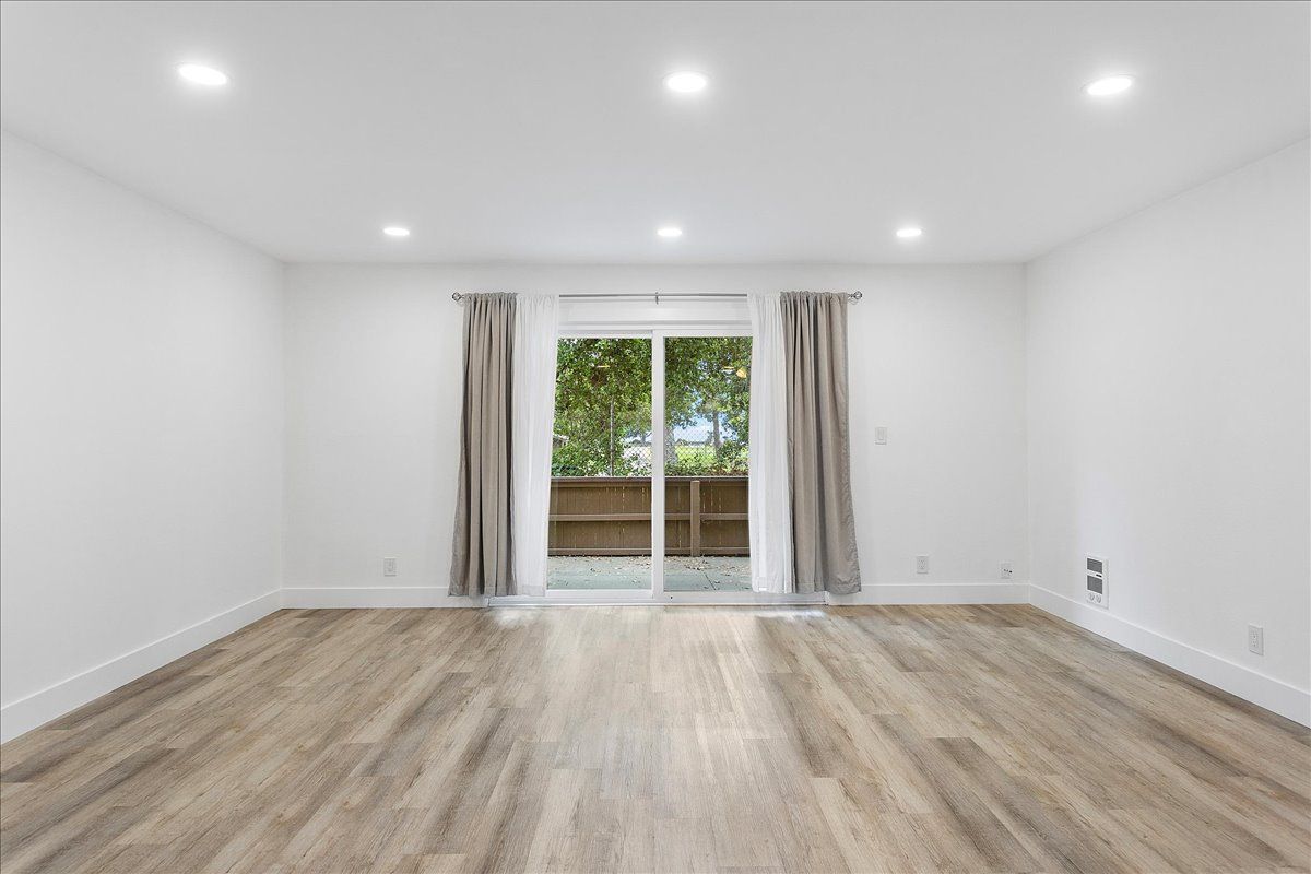 1311 Webster St. #E101