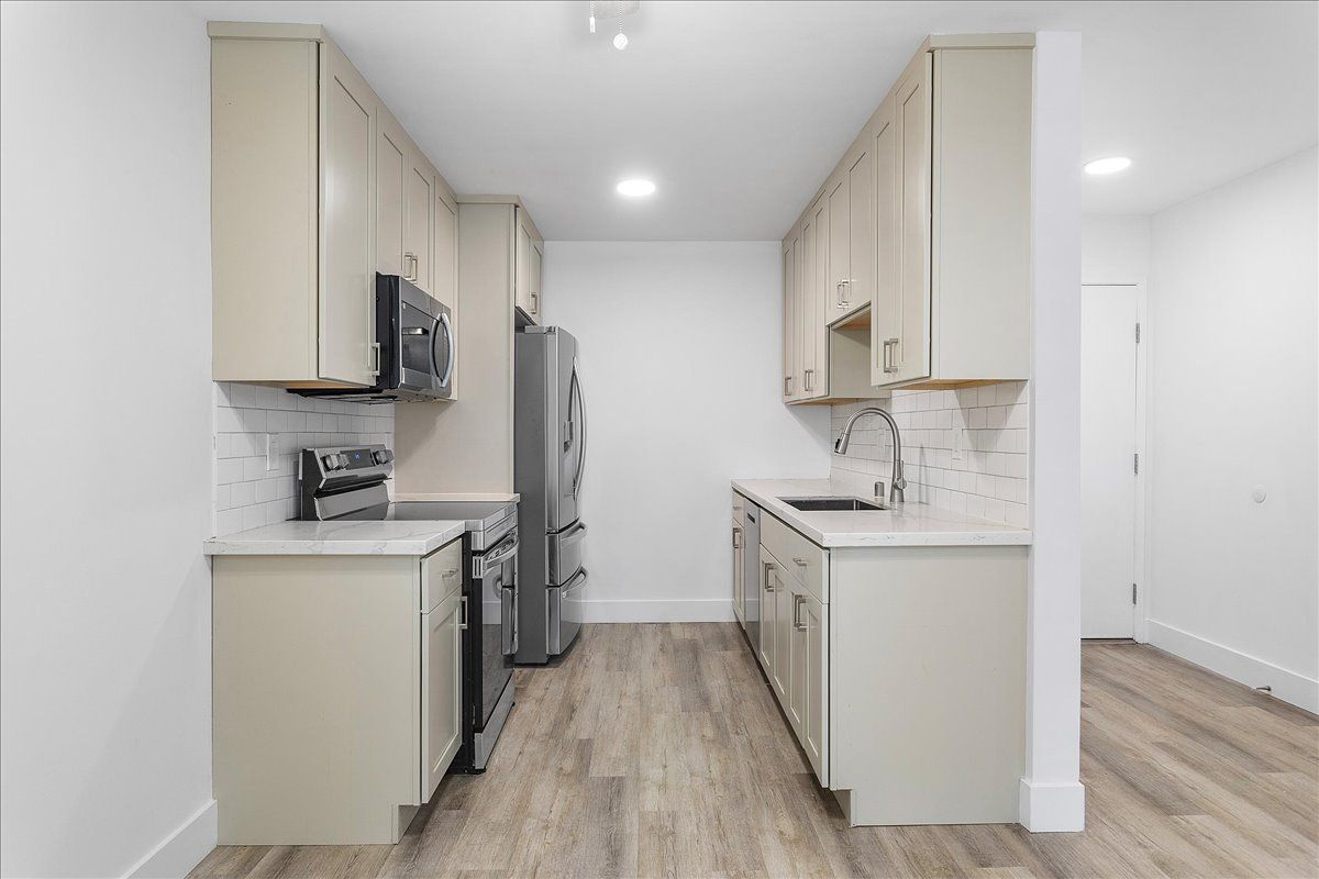1311 Webster St. #E101