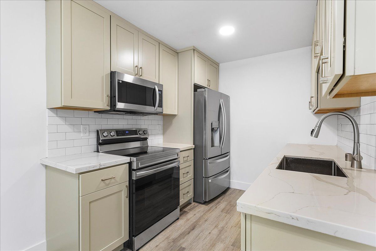 1311 Webster St. #E101