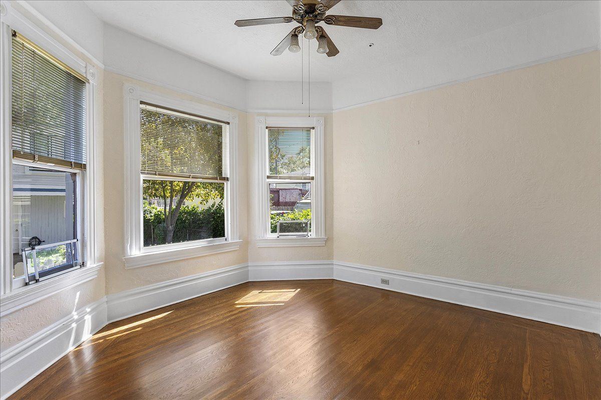 913 Central Ave 