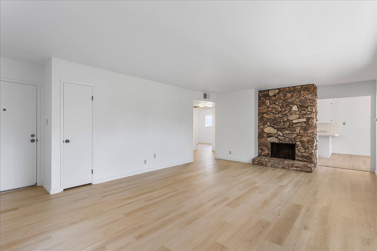 1336 Broadway #D