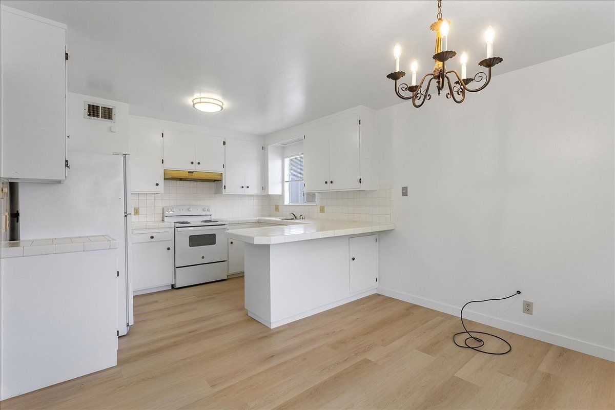 1336 Broadway #D