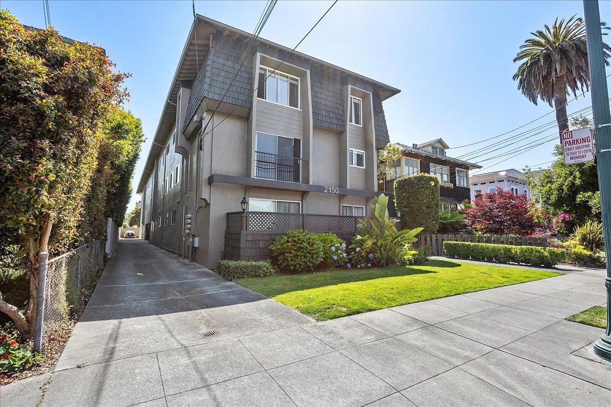 2150 Santa Clara Ave #C