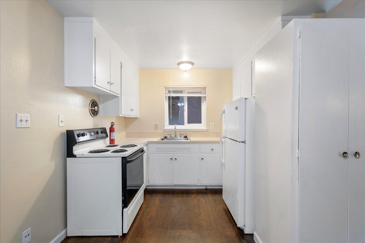 1715 Central Ave #33