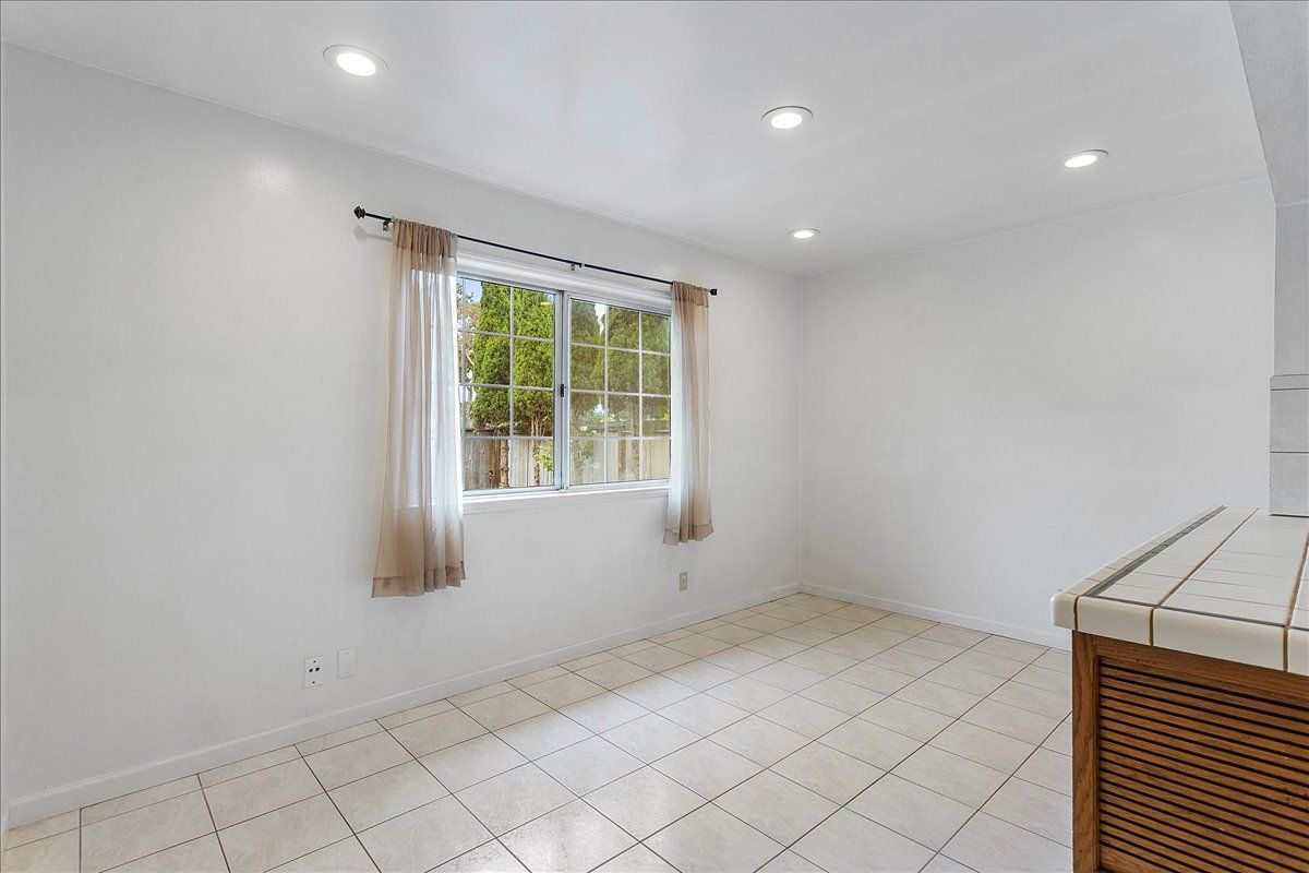 1154 Otis Drive 