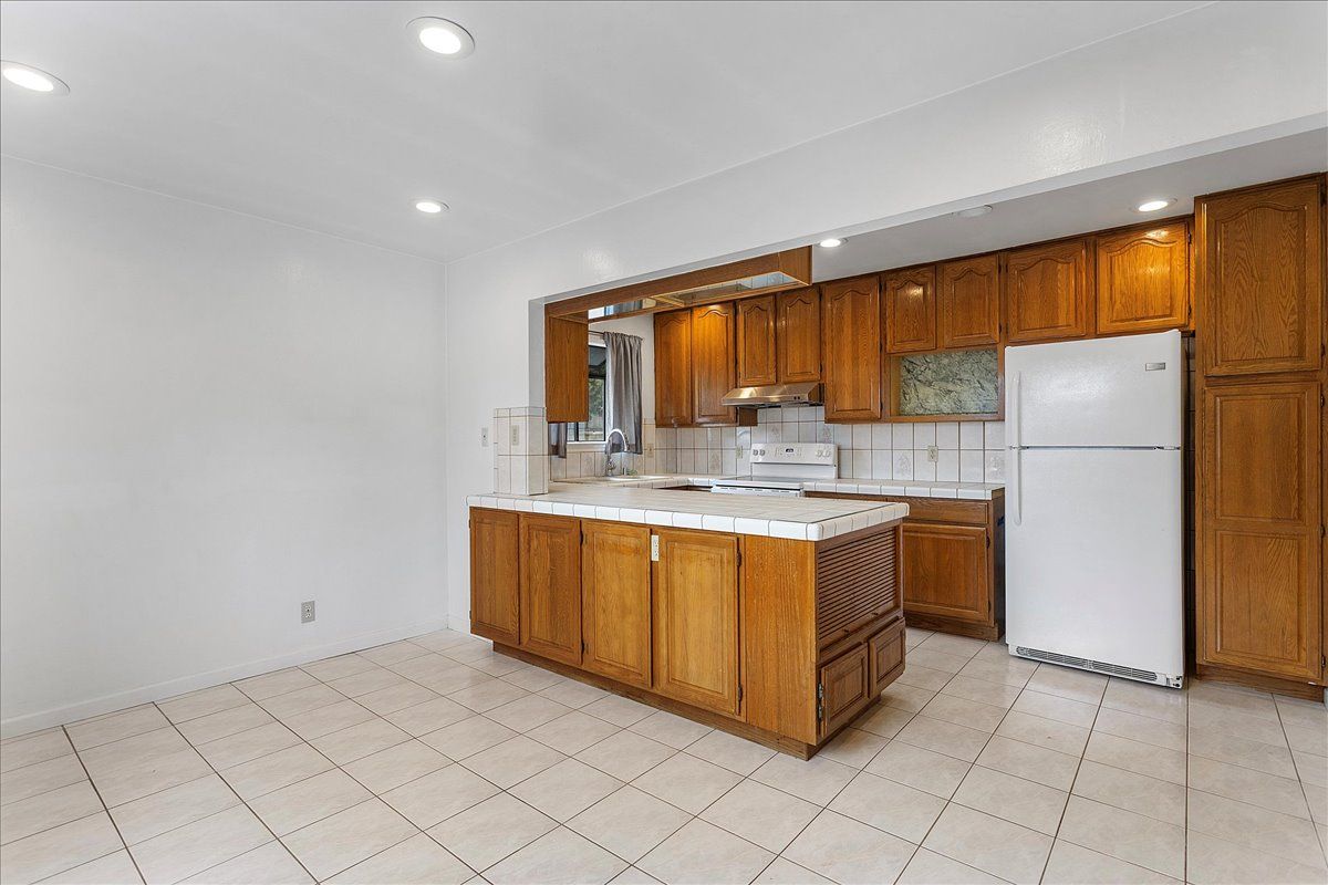 1154 Otis Drive 