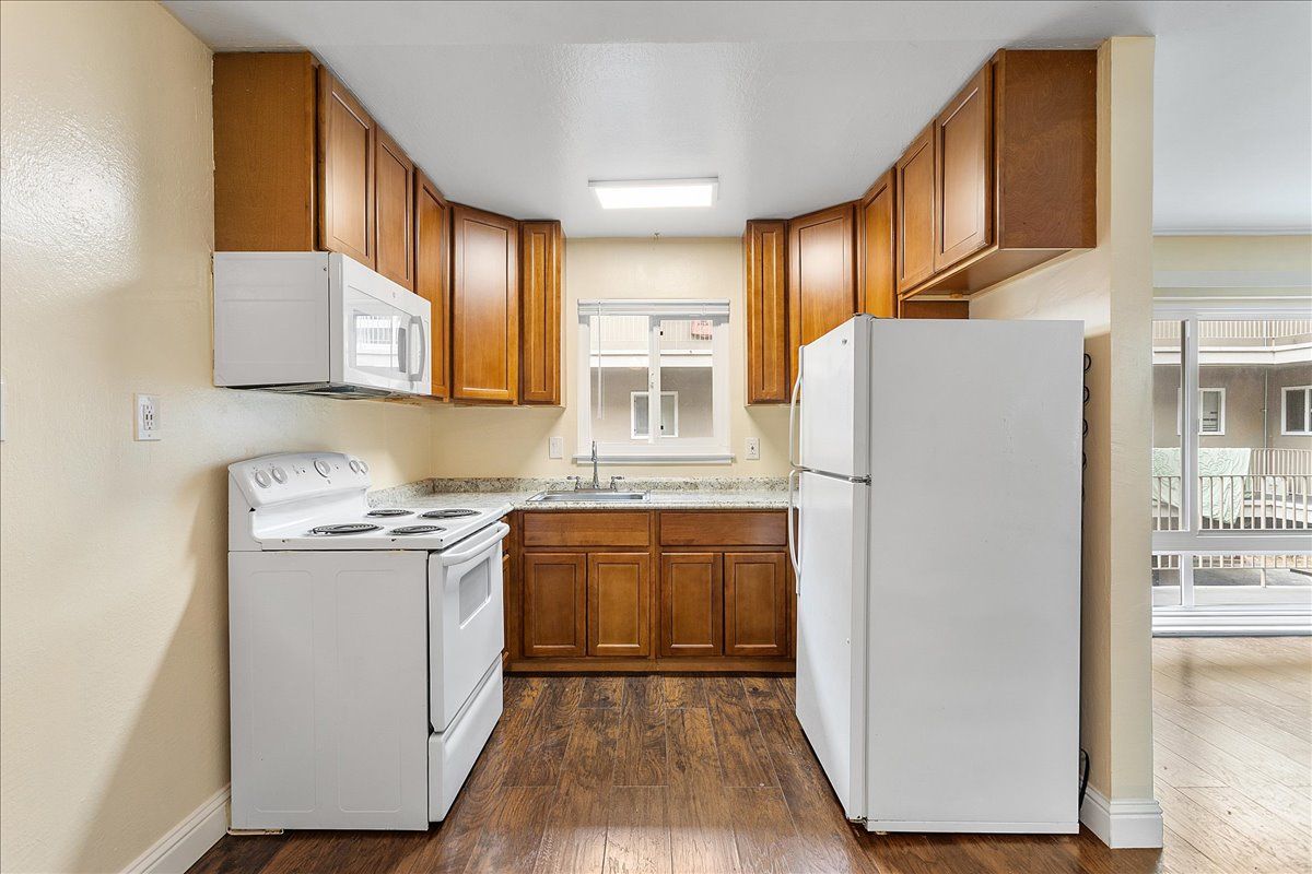 1715 Central Ave #14