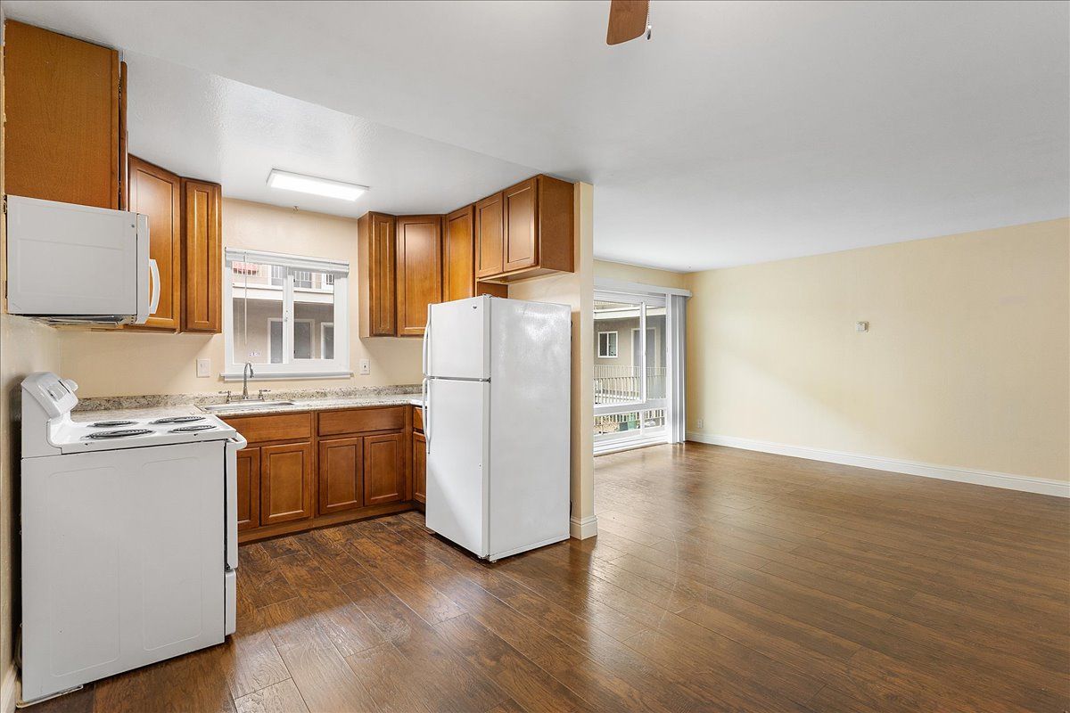 1715 Central Ave #14