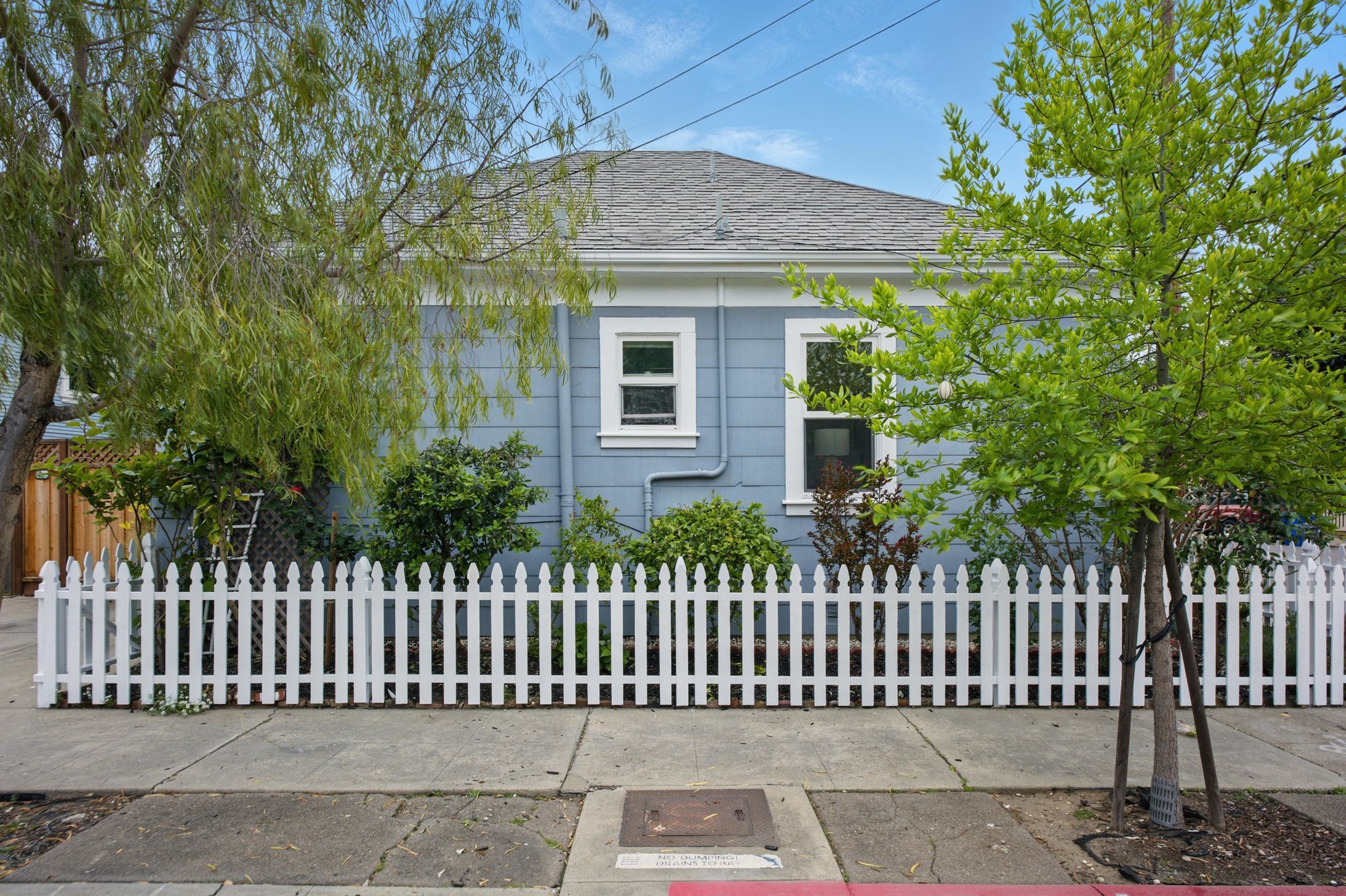 1598 Pacific Ave 