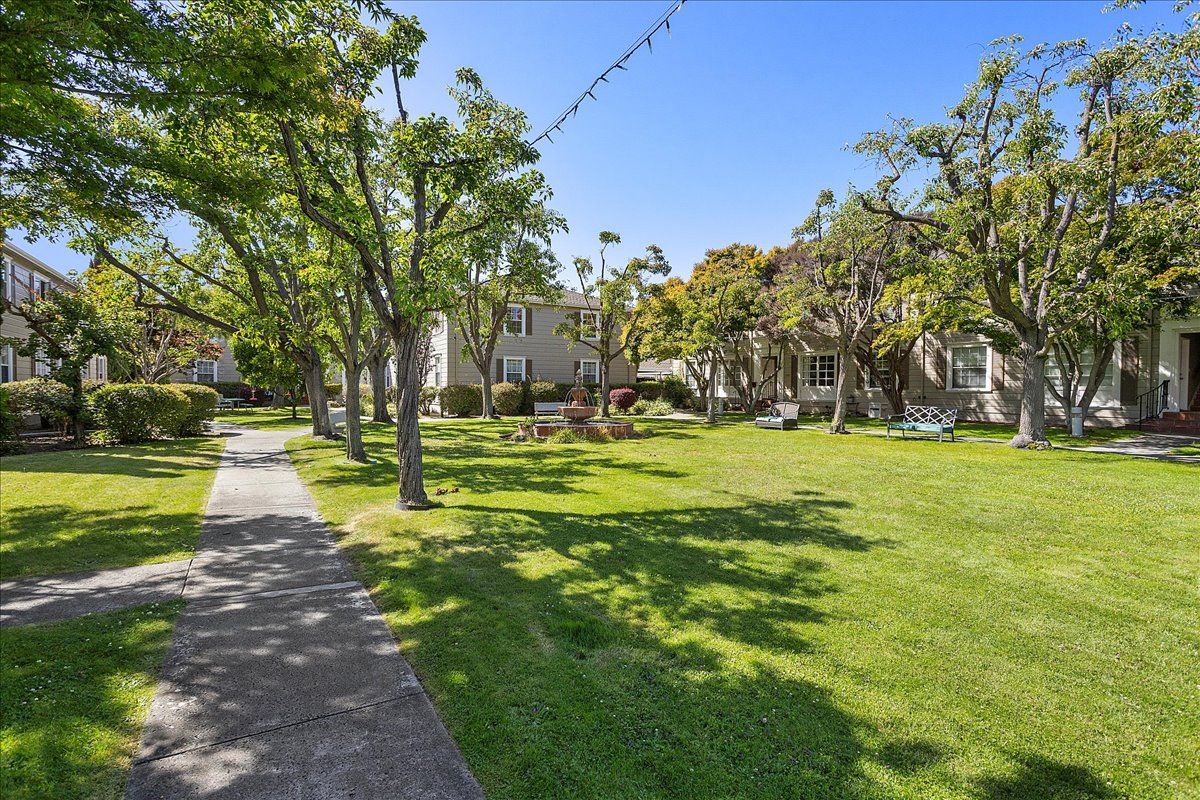 1155 Broadway #C