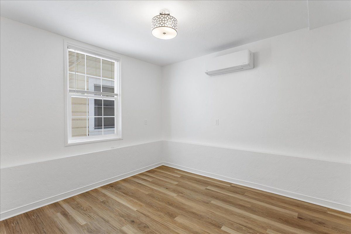 1443 Stanton St. #4