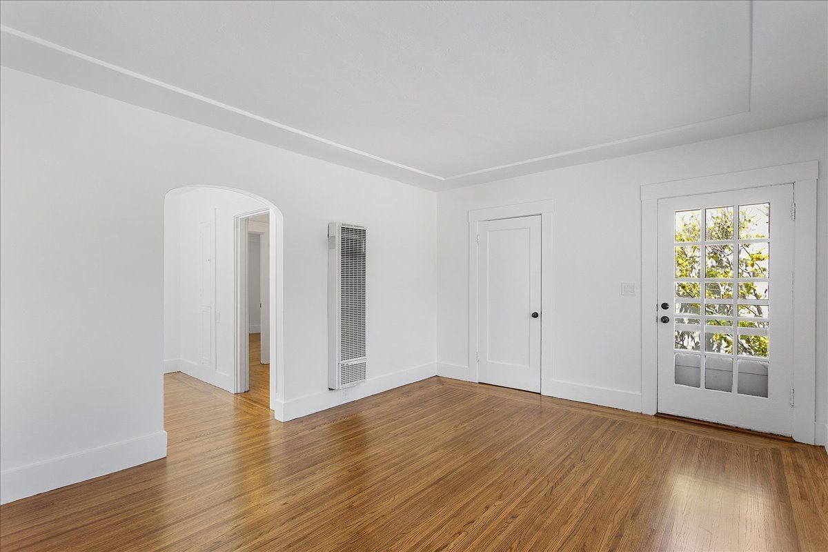 1106 Park Ave #8