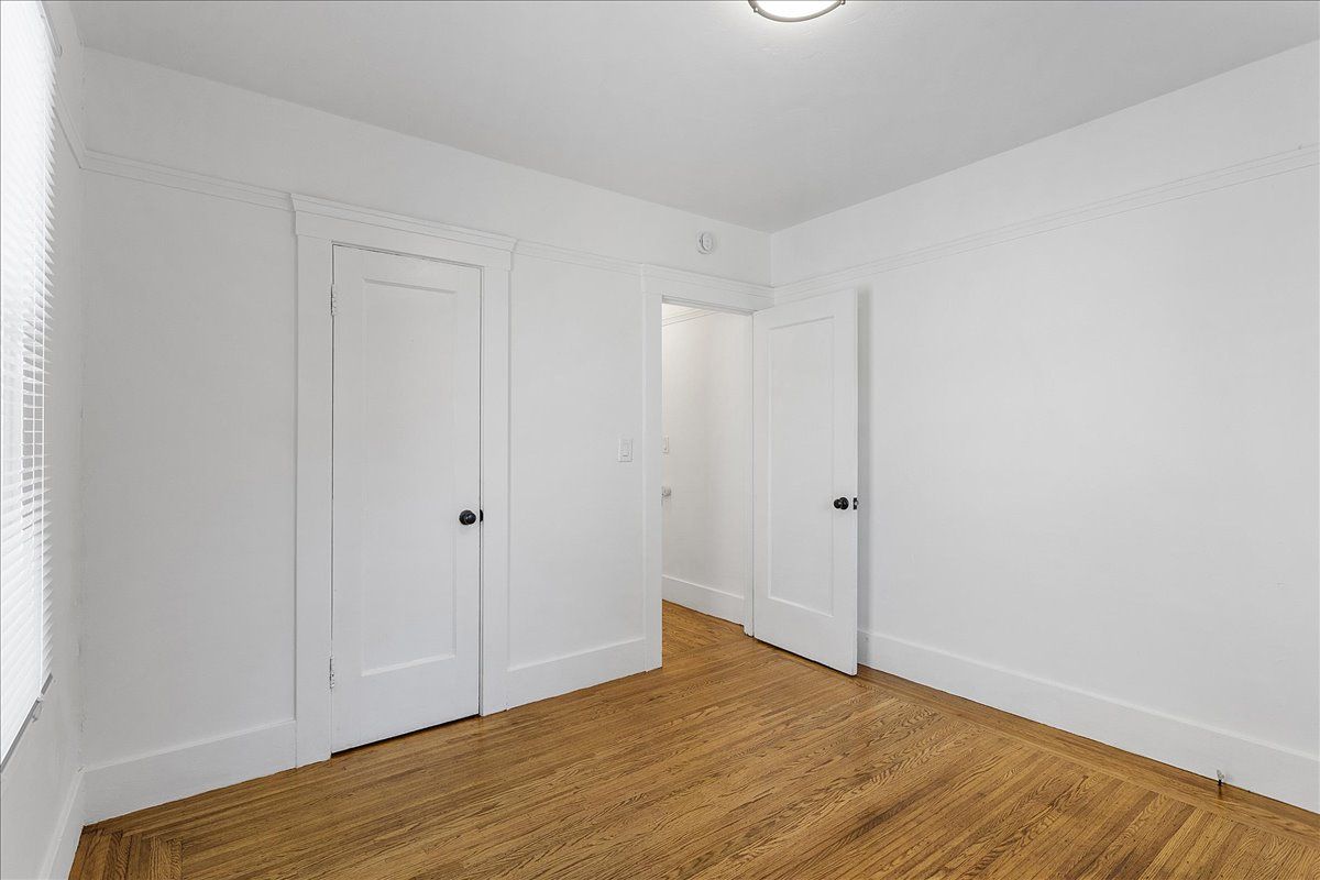 1106 Park Ave #8