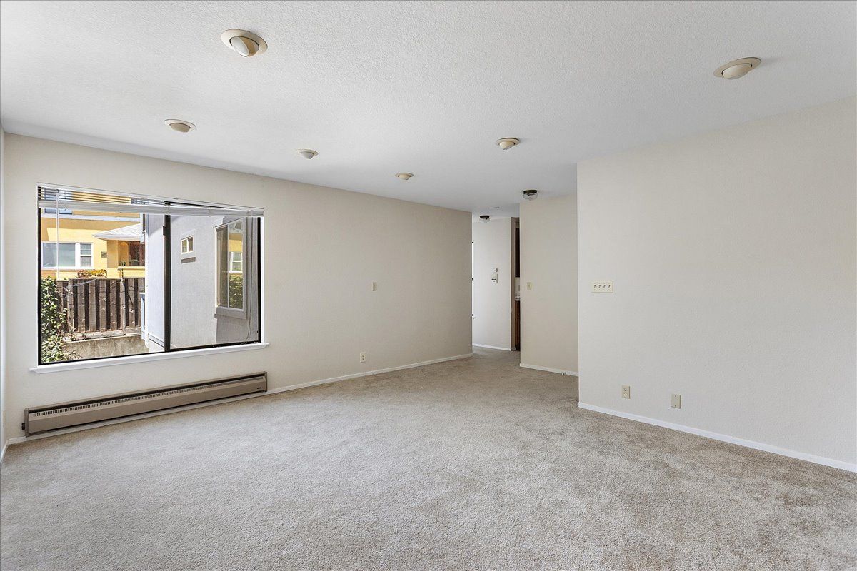 2401 Park Blvd #6