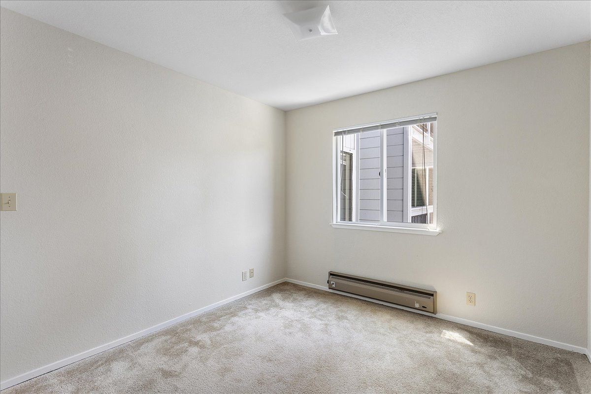 2401 Park Blvd #6