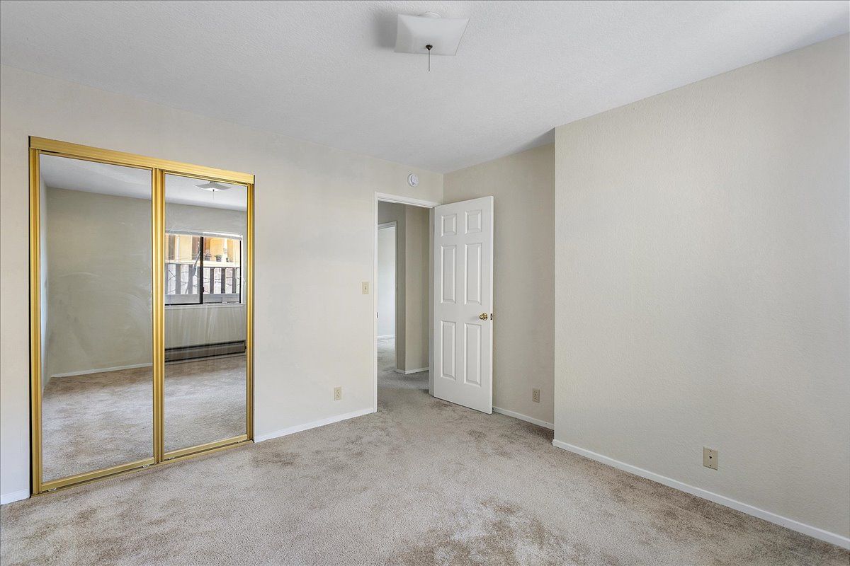 2401 Park Blvd #6