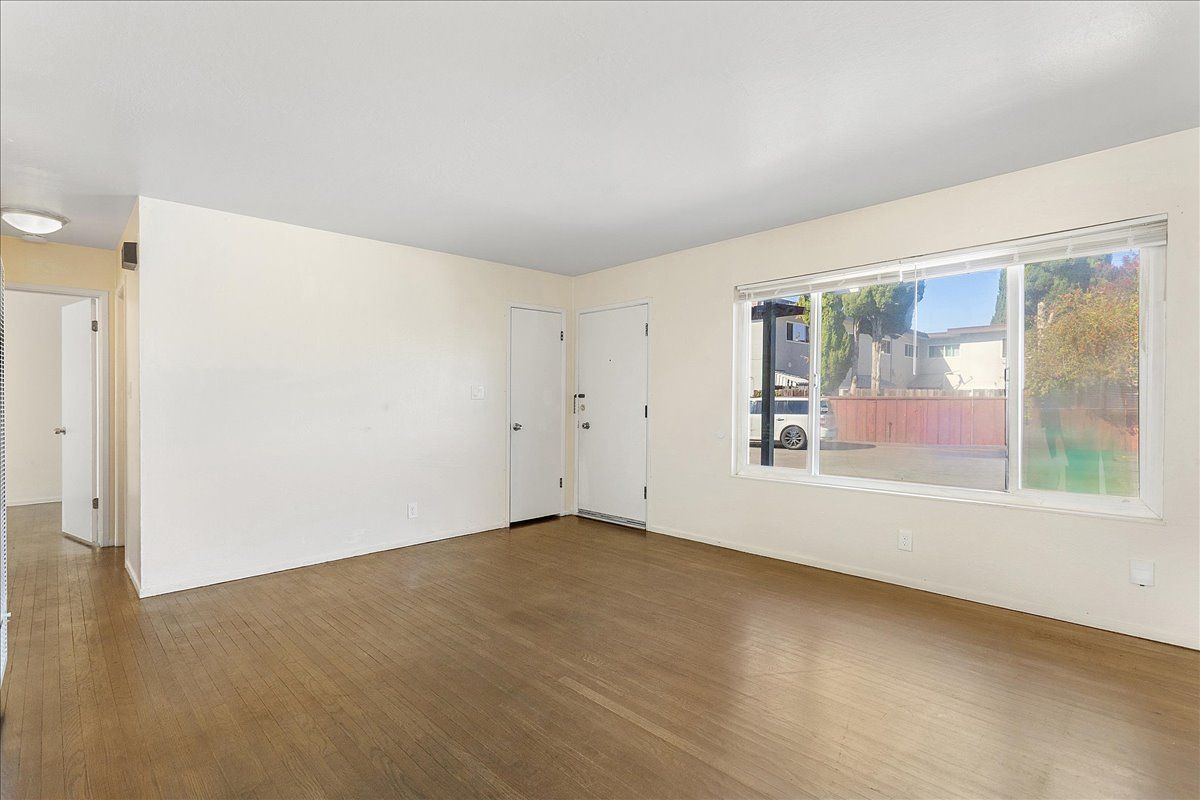 267 Flint Ct #4 