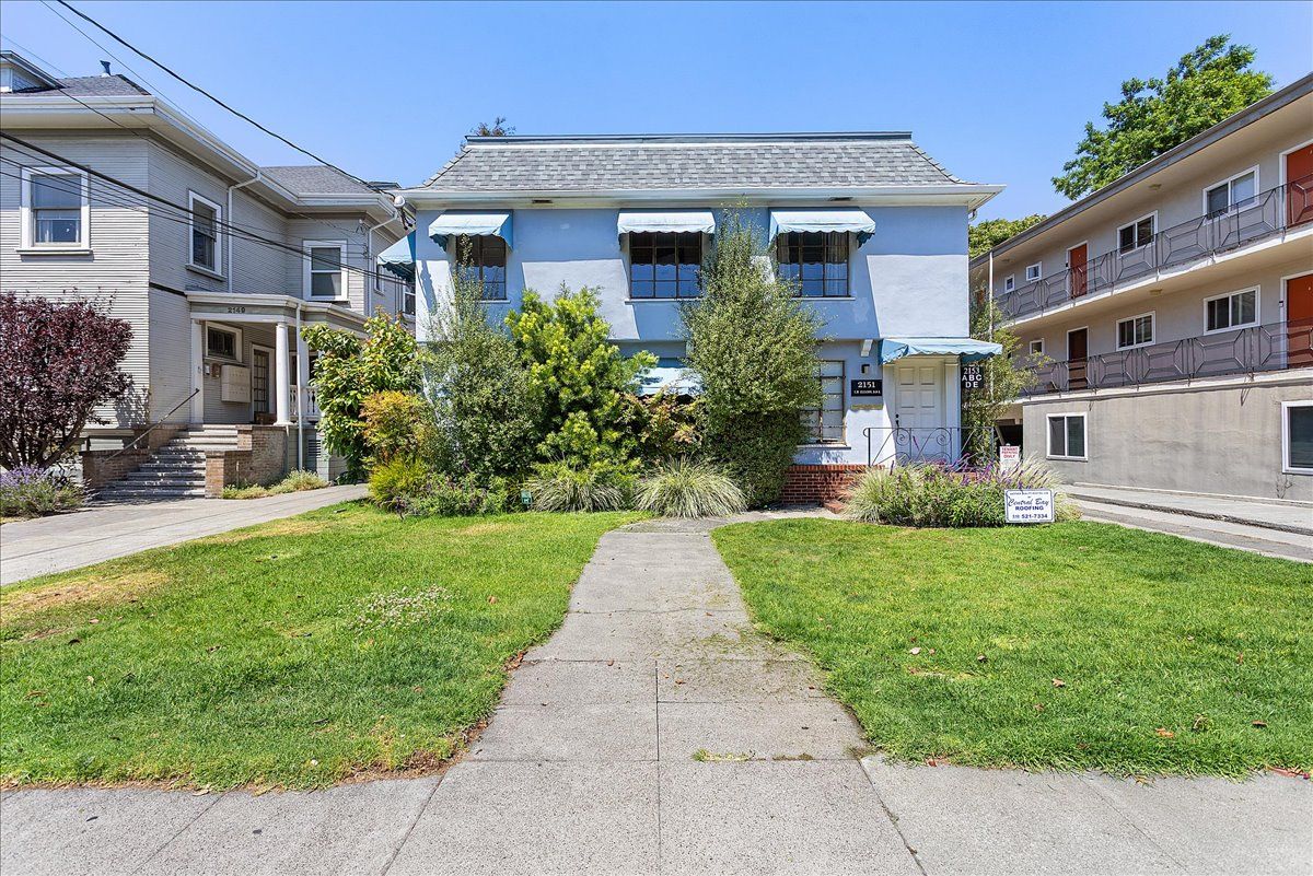 2151 Santa Clara Ave