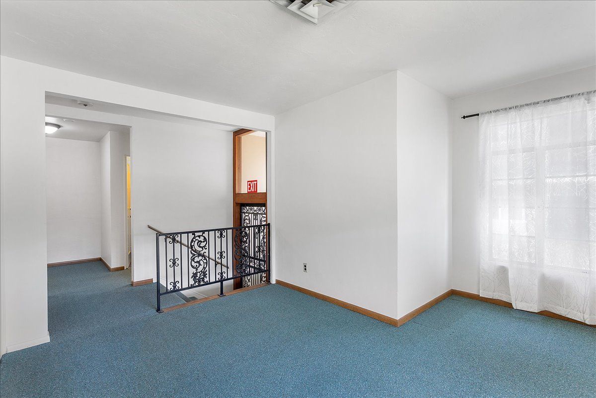 2151 Santa Clara Ave
