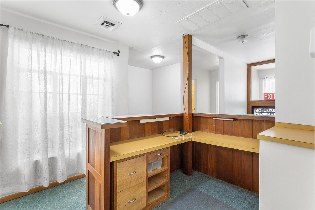 2151 Santa Clara Ave