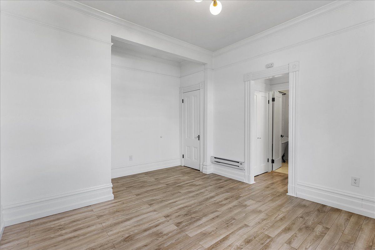 2257 Central Ave #12